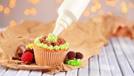 Cukrárske striekačky: typy, pravidlá výberu a použitia