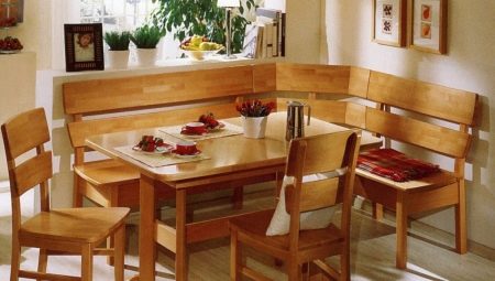 Küchenecken aus Holz: Sorten und Empfehlungen zur Auswahl