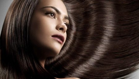 Sötétbarna hajú: árnyalatok, festékválasztás, festés és gondozás jellemzői