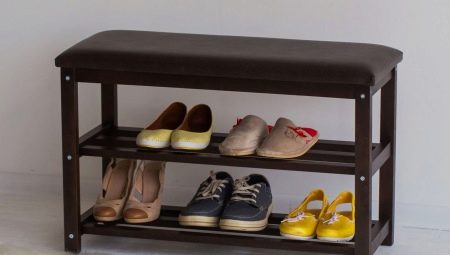 Banc avec étagère pour chaussures dans le couloir: types et recommandations de choix