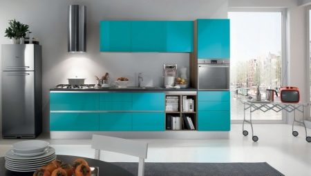 Turkio spalvos virtuvės interjero idėjos