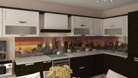 Virtuves ar baltu virsu un tumšu apakšu: dizaina iespējas un piemēri