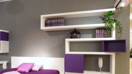 Shelves in the bedroom: varieties, design options and selection features