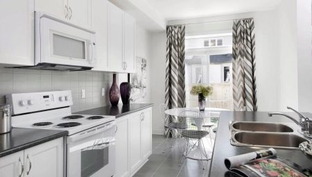 ستائر للمطبخ الأبيض: الألوان والأناقة والخيارات وخيارات التركيب
