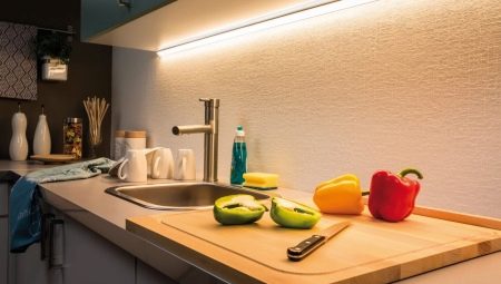 Pilihan untuk mengatur pencahayaan kawasan kerja di dapur