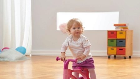 Ravnotežna kolesa za otroke od 1 leta: vrste in možnosti