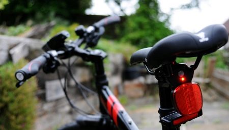 Reflectores de bicicleta: ¿para qué sirven y cómo elegir?