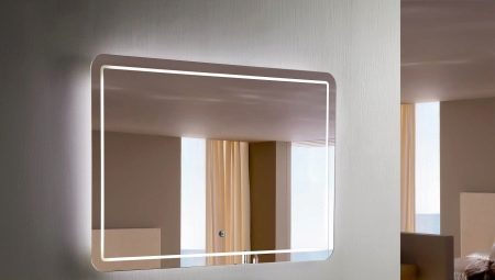 תכונות של בחירת מראה רגישה למגע עם תאורה בחדר האמבטיה