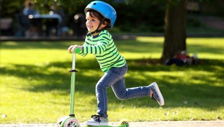 Hoe kies je een scooter voor een 4-jarig kind?