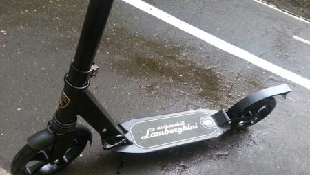 Mga scooter ng Lamborghini: mga katangian ng modelo at mga tip para sa kanilang operasyon
