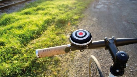 Zvono za bicikl: vrste, izbor, ugradnja