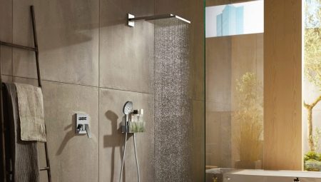 Inbyggda duschblandare: fördelar, nackdelar och urvalsregler