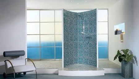 Flīžu dušas: veidi, izkārtojumi un dizaini