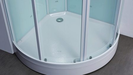 Shower enclosures with medium base