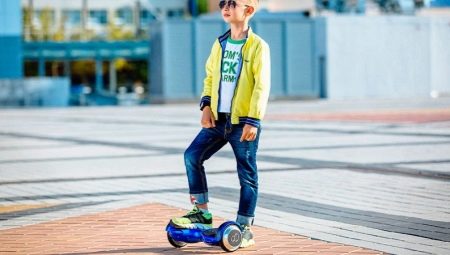 Cum să alegi un scuter giroscop pentru un copil de 7-8 ani?