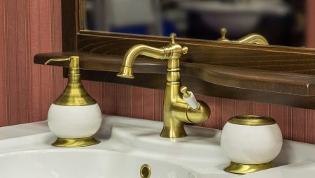 Torneiras de banheiro de bronze: características, tipos, conselhos sobre seleção e cuidados