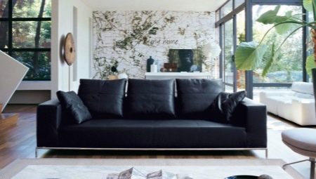 Melni dīvāni: šķirnes un izvēles iespējas interjerā