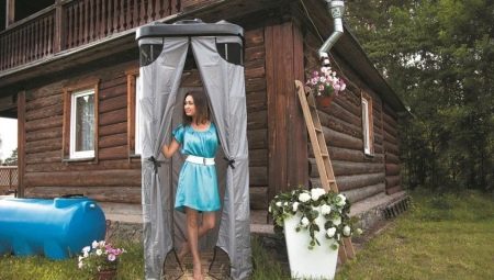 בקתות מקלחת לבקתות קיץ: סוגים, חומרים ומבחר