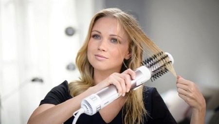 Hiustenkuivaajaharjaus: kuvaus ja käyttö