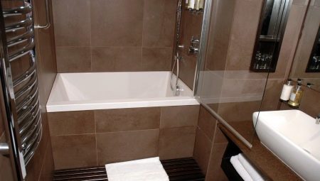 Small bathtubs: pros and cons, varieties, brands, choices
