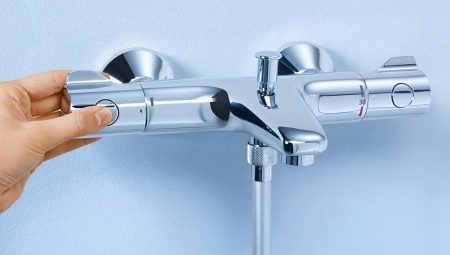 Robinets de salle de bain avec thermostat: caractéristiques et variétés