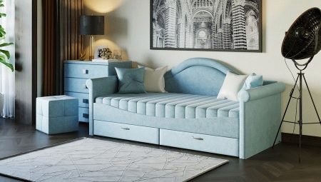 Sofa dengan kotak untuk linen: cadangan untuk memilih, jenis