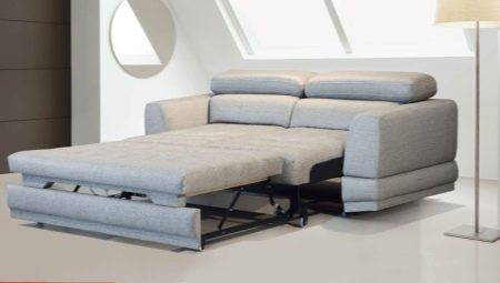 Sofa gulung ke hadapan: ciri dan jenis