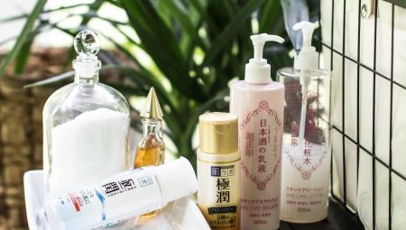 Kosmetik Jepang: fitur dan merek terbaik