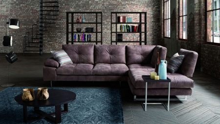 Loft-style na mga sofa sa interior