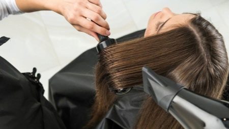 Pengering rambut untuk penggayaan: jenis dan pemilihan