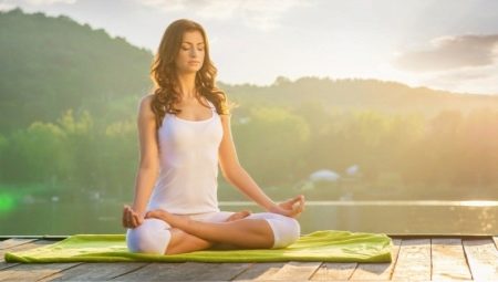 Meditasi pagi: dampak pada seseorang dan teknik