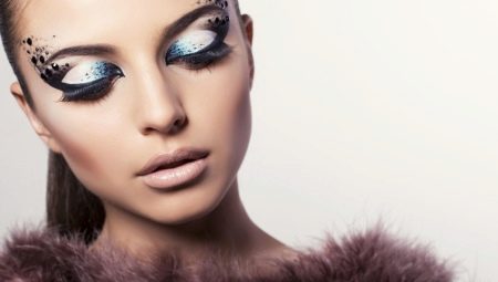 Typy a vlastnosti make-upu s prodlouženými řasami