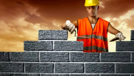 All about the profession of a builder