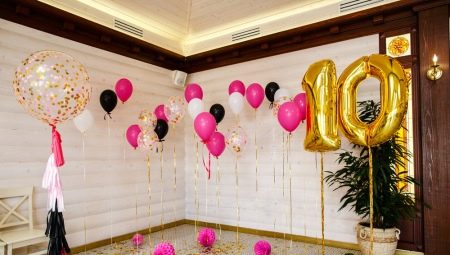 Hvordan dekorerer man et værelse med fødselsdagsballoner?