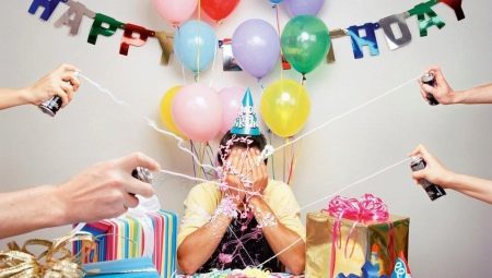 كيف تحتفل بعيد ميلاد الرجل الثامن عشر؟