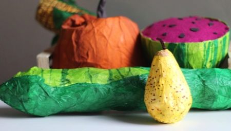 Fruits et légumes en papier mâché