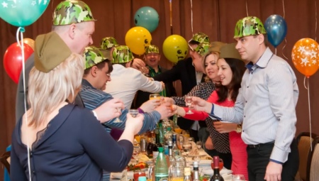 Cuộc thi uống rượu trong bữa tiệc sinh nhật dành cho người lớn hay nhất