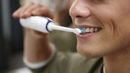 Choisir et utiliser des brosses à dents électriques
