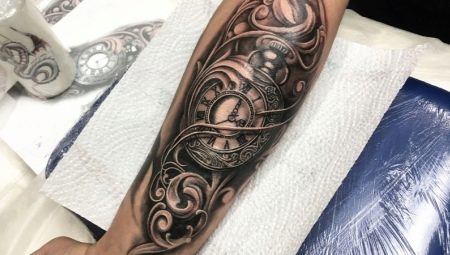 What do clock tattoos mean and what are they like?
