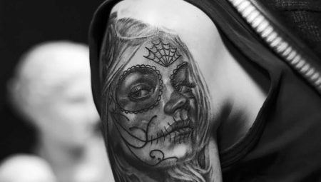 Mga sketch at kahulugan ng Santa Muerte tattoo