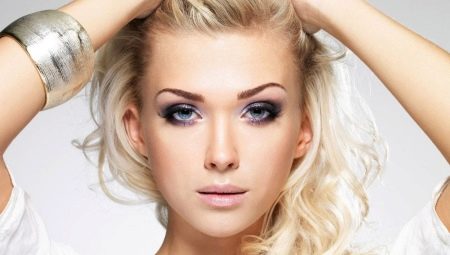 Make-up voor meisjes met blond haar