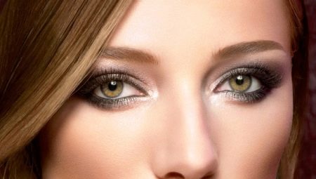 Makijaż dla zielonych oczu i jasnobrązowych włosów