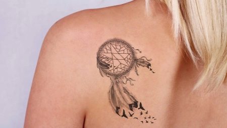 Značajke i pregled tetovaže hvatača snova za djevojčice