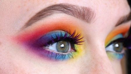 Mga tampok at paglikha ng rainbow makeup