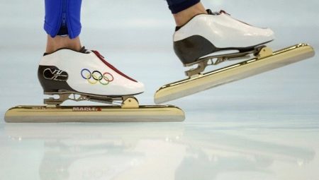 Đặc điểm của giày trượt băng tốc độ