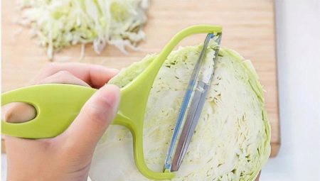 Features of manual shredders for cabbage and their selection