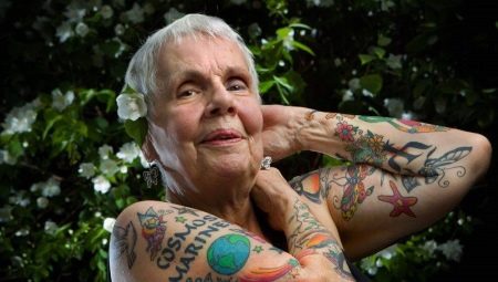Tattoos in old age: what do they look like and how can you preserve the look?