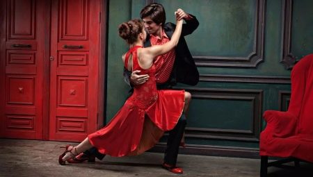 Výběr šatů na tango