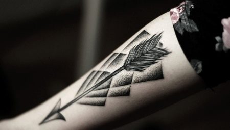 El significado y ejemplos de los bocetos de tatuajes de flechas