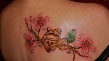 De betekenis van een tatoeage in de vorm van een kikker en opties voor de uitvoering ervan